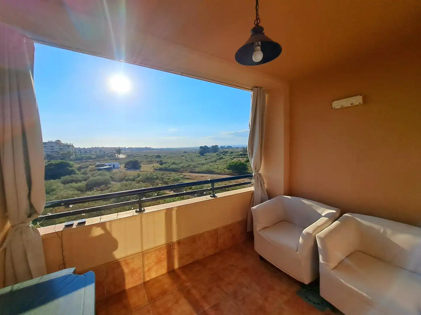 Apartament amb terrassa en venda a Avenida de los Cisnes 2