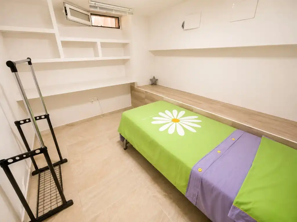Dormitori de Casa o xalet en venda en Santa Pola amb Aire condicionat, Piscina i Piscina comunitària