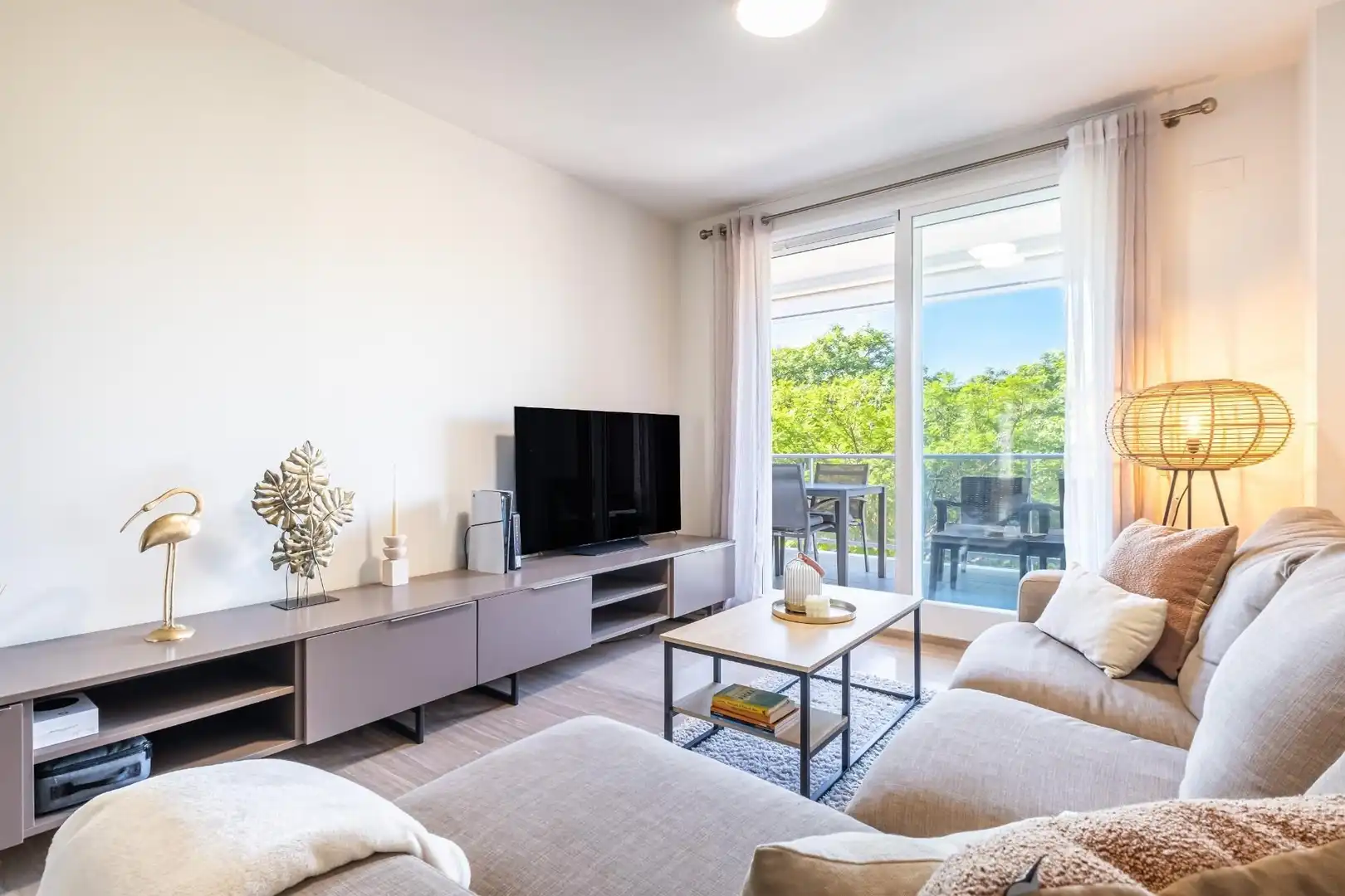 Apartment with pool for sale in Montañar - El Arenal, imagen 4