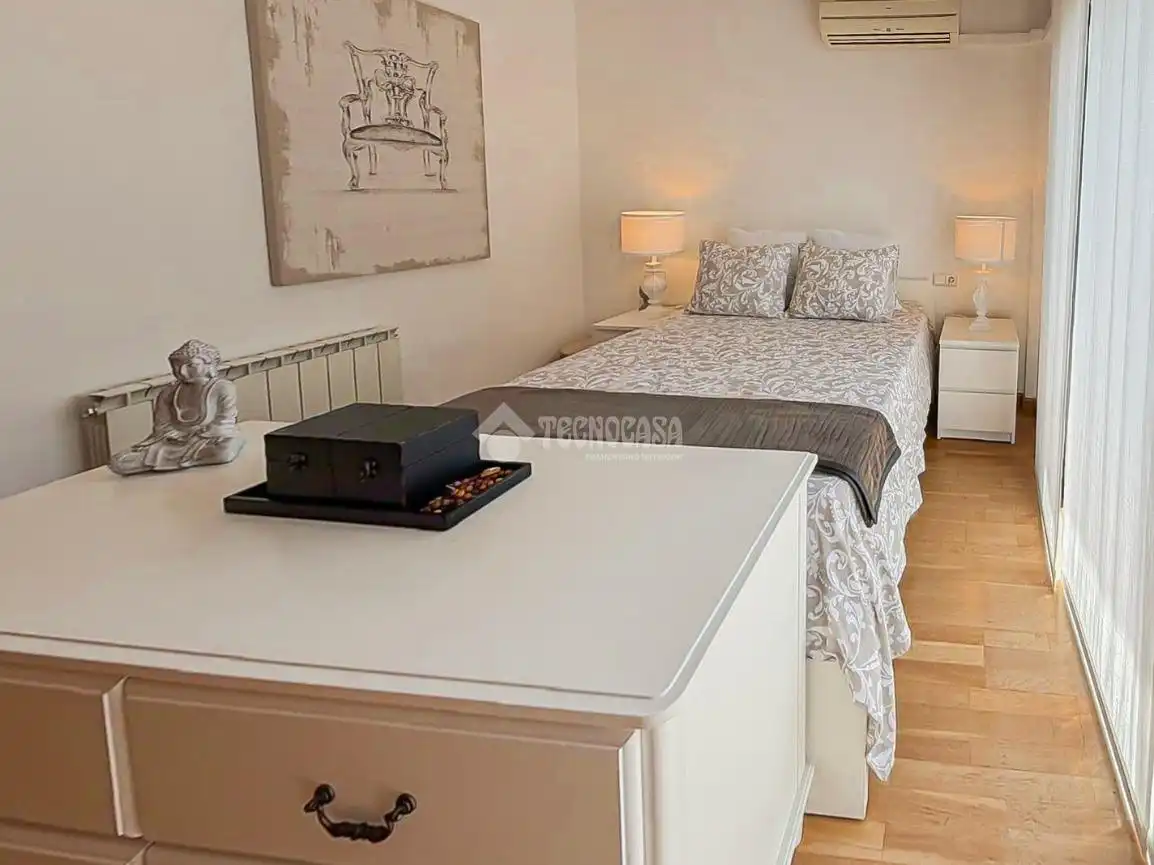 Dormitori de Casa adosada en venda en Granollers amb Aire condicionat, Calefacció i Terrassa