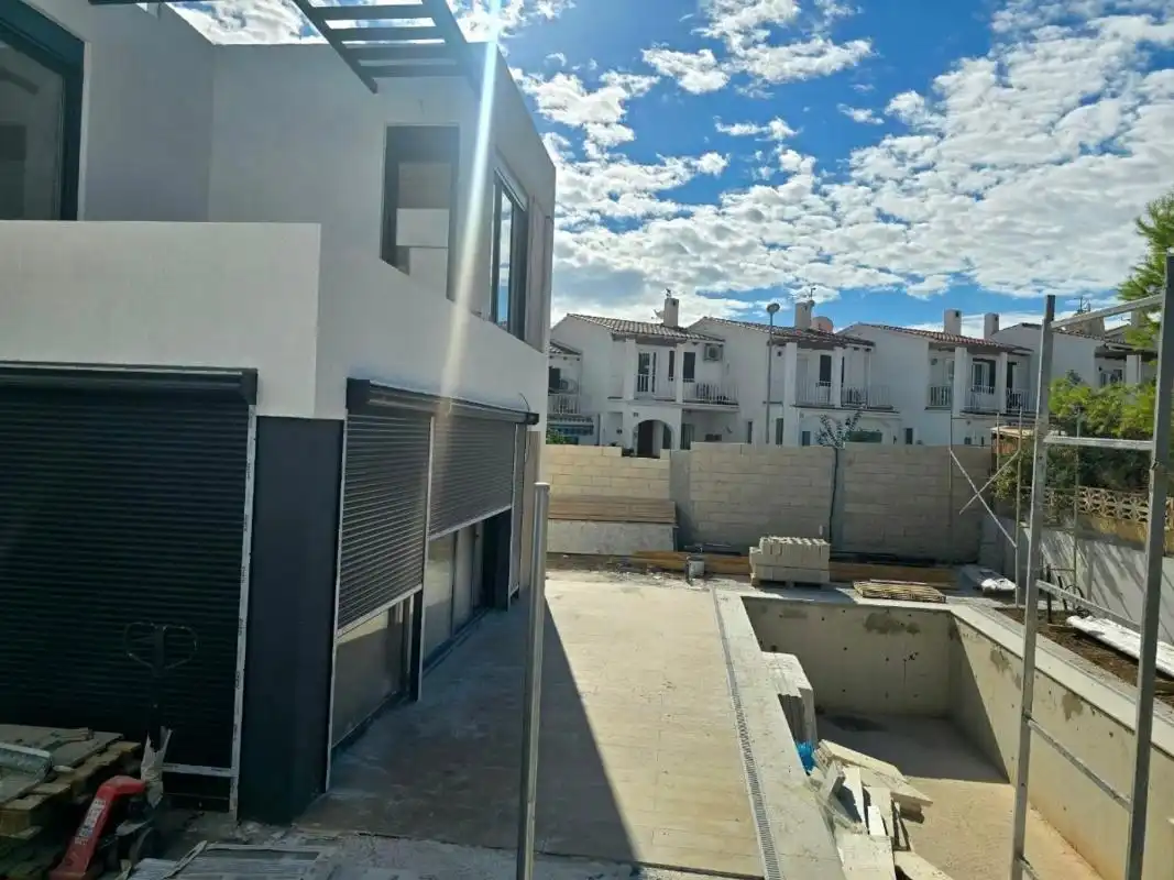 Detached house with pool for sale in Calle Capellá, 21, imagen 17