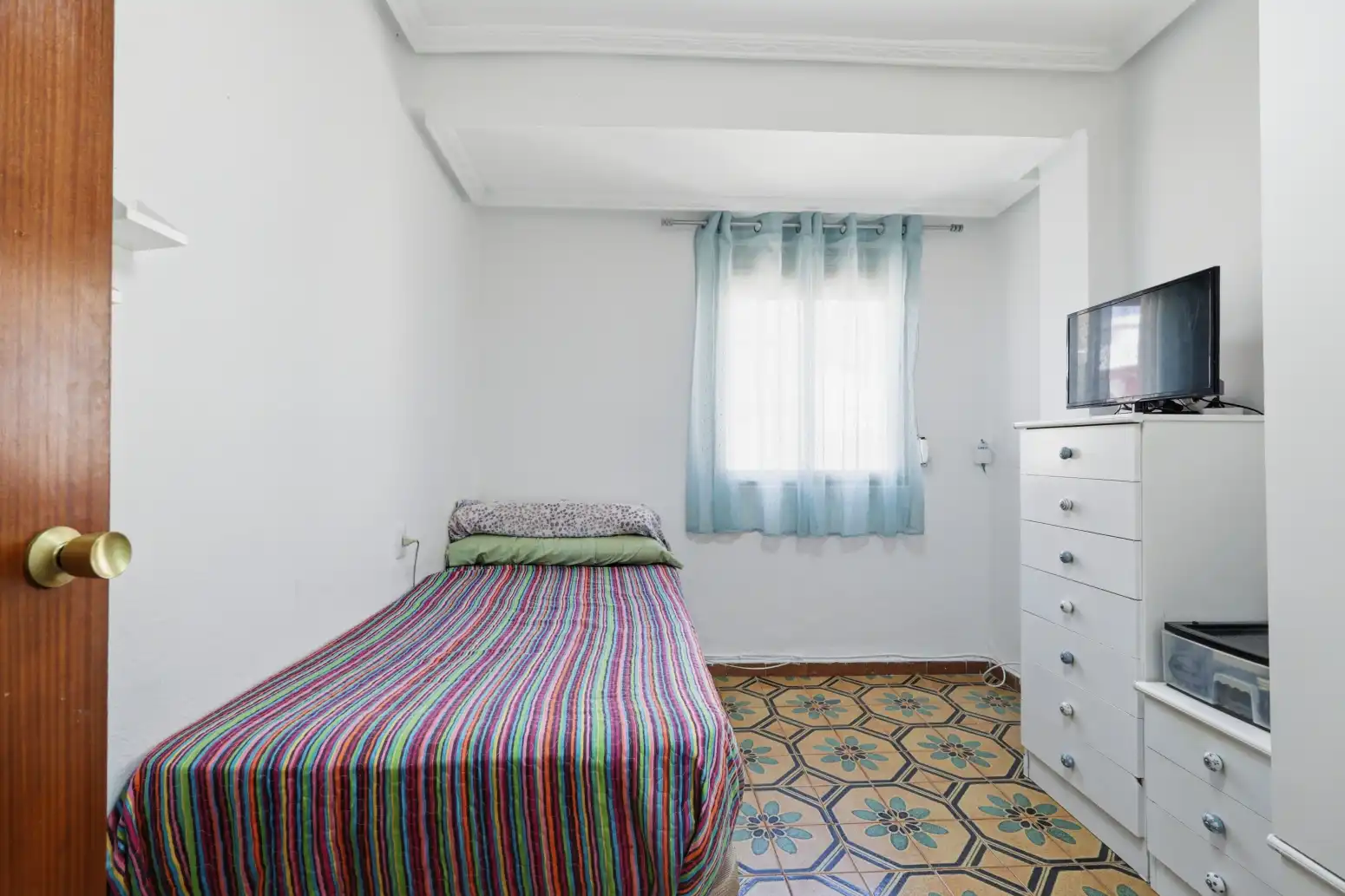 Dormitori de Pis en venda en Alaquàs amb Aire condicionat, Moblat i Balcó