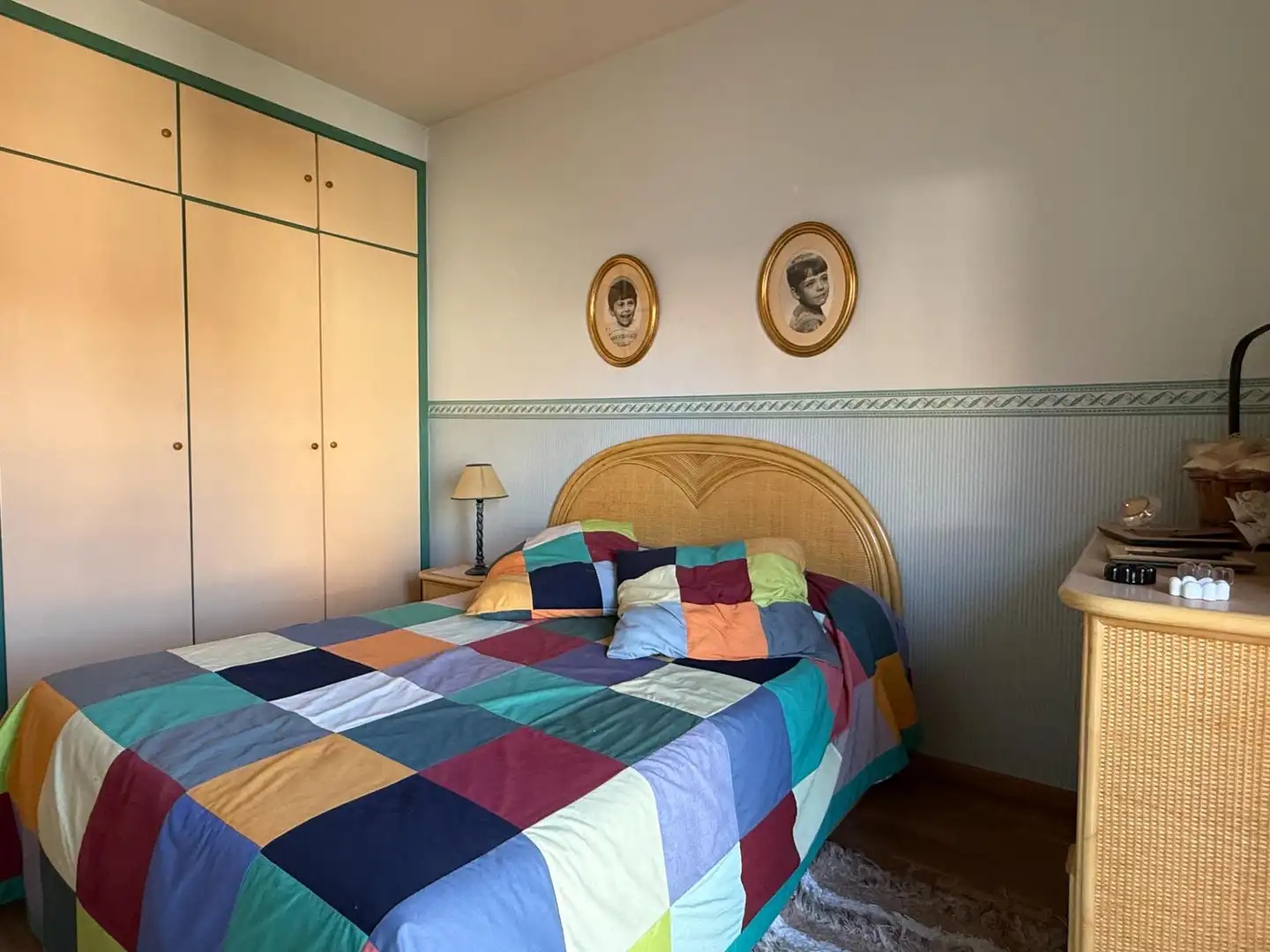 Habitación de Casa adosada en venta en Guadalajara con Calefacción, Terraza y Amueblado