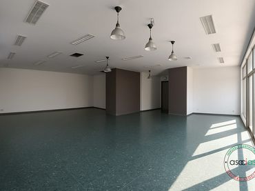 Local comercial en venta en El Entrego - Calle Jovellanos 4