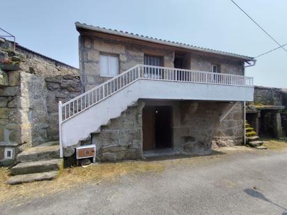 Vista exterior de Casa o xalet en venda en Baños de Molgas amb Jardí privat i Terrassa