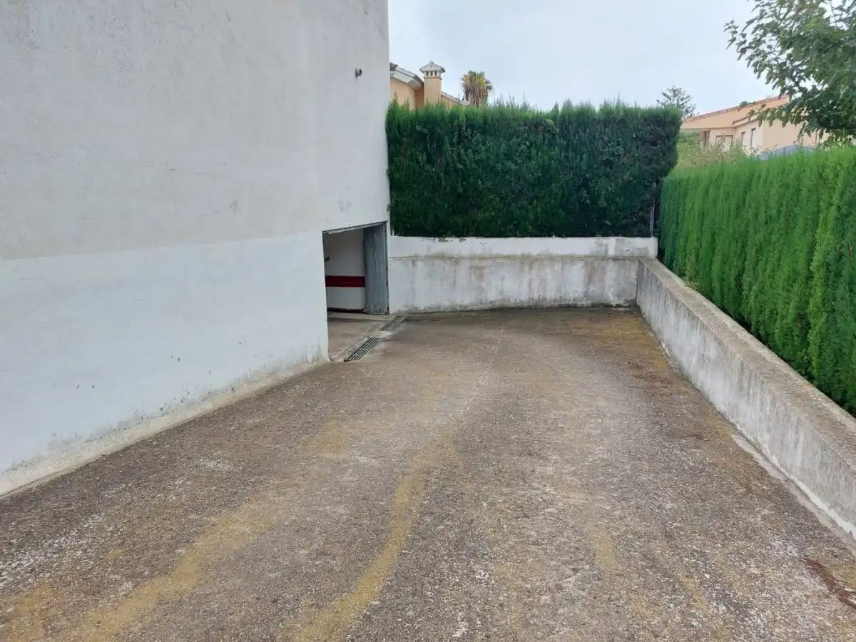 Parking de Casa o chalet en venta en Benicasim / Benicàssim con Aire acondicionado, Calefacción y Terraza