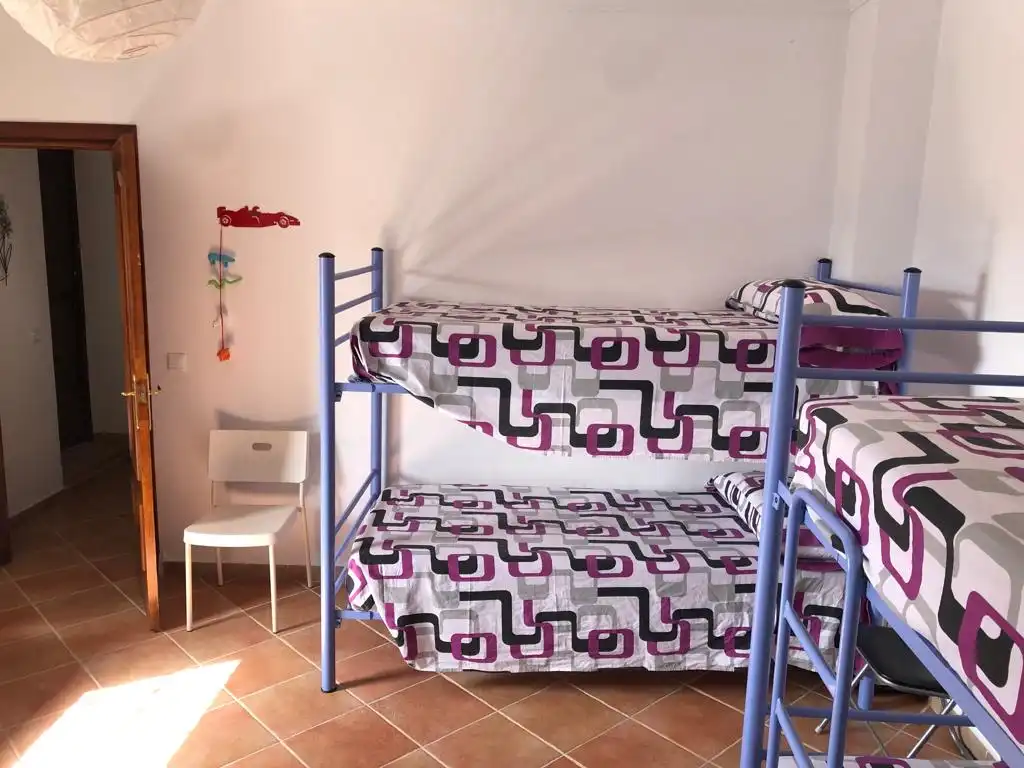 Dormitori de Casa o xalet en venda en Atajate amb Terrassa i Moblat