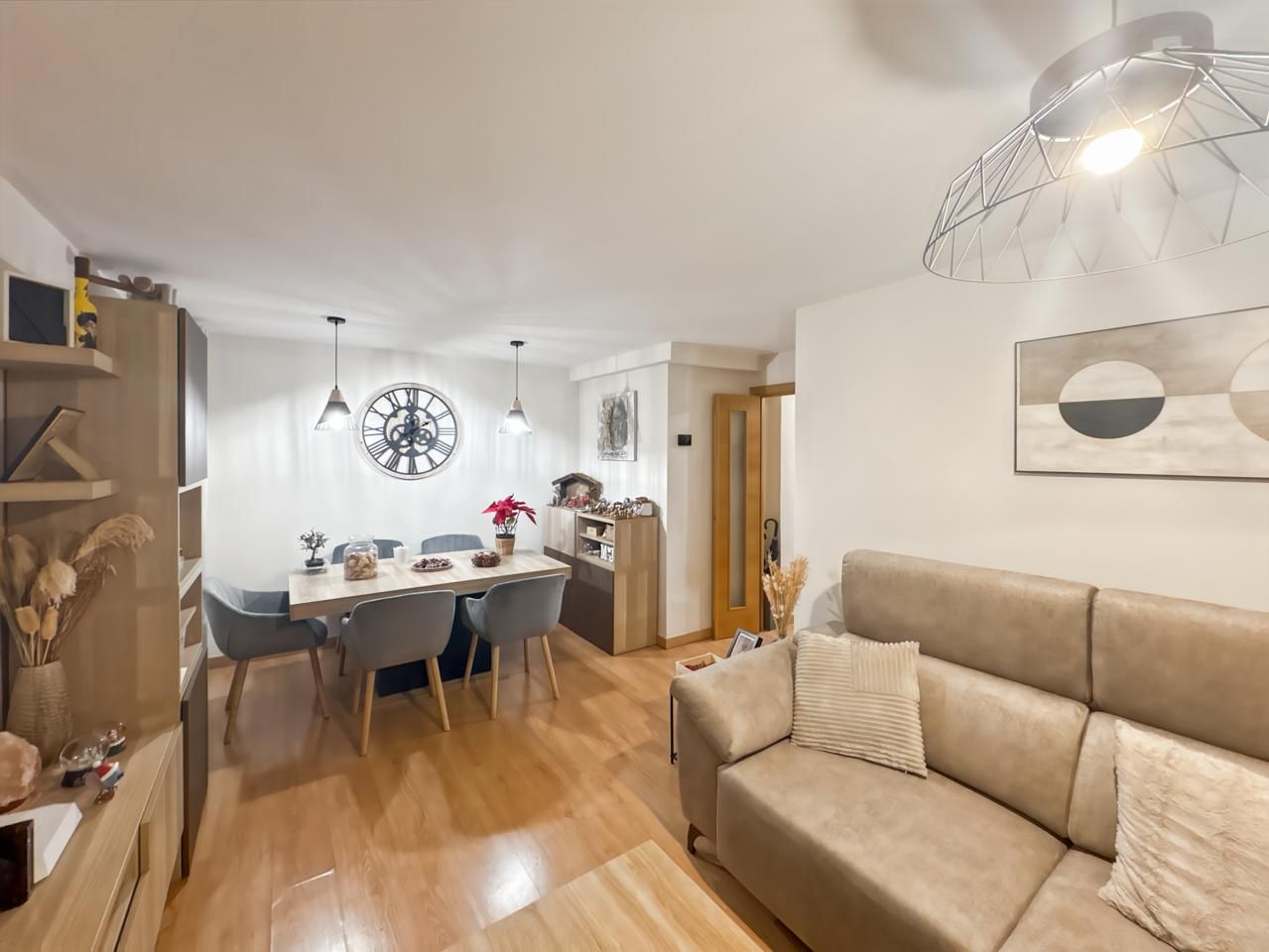 Sala de estar de Piso en venta en  Madrid Capital con Calefacción y Terraza