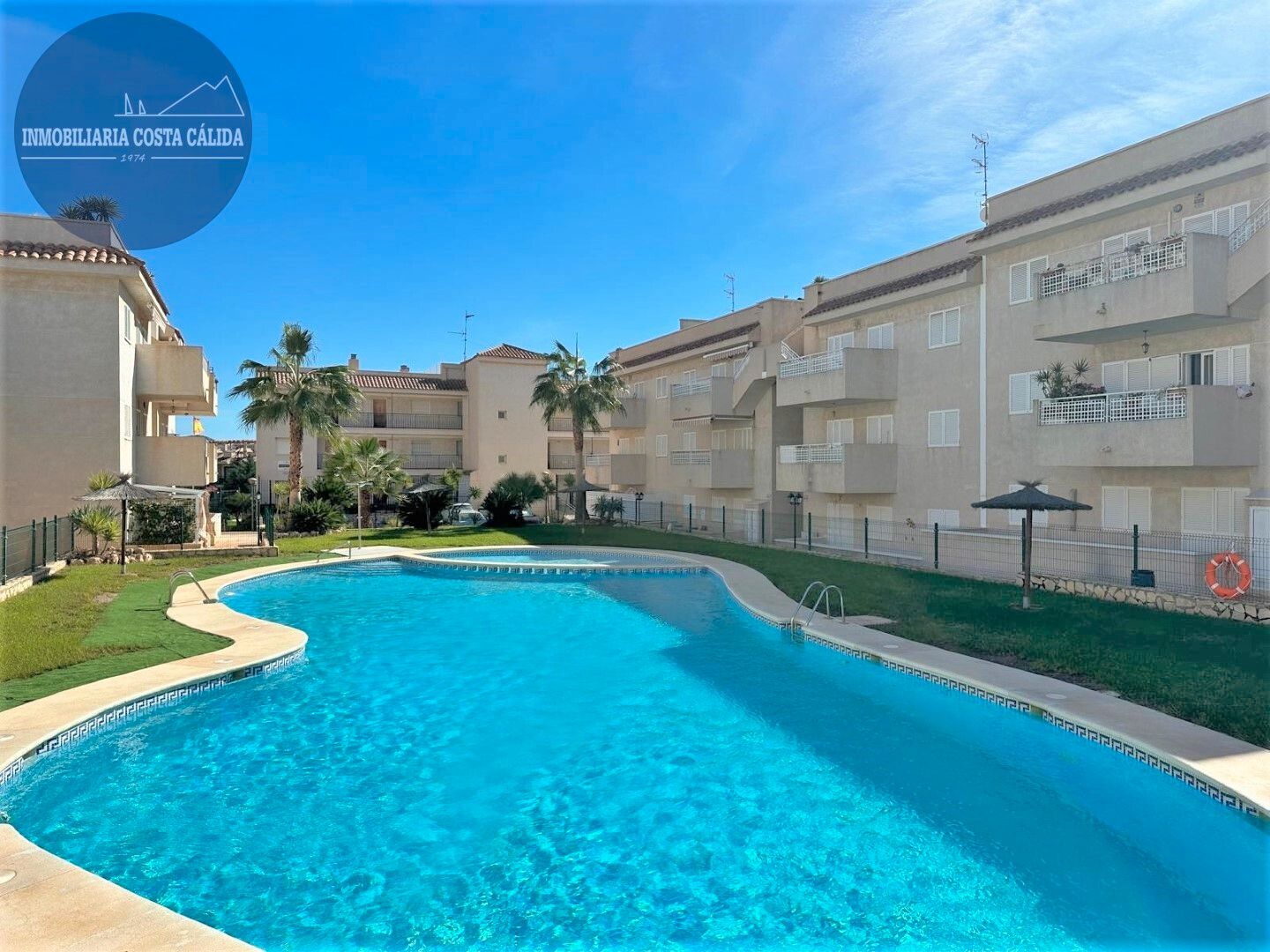 Piscina de Apartament en venda en Águilas amb Aire condicionat, Calefacció i Terrassa