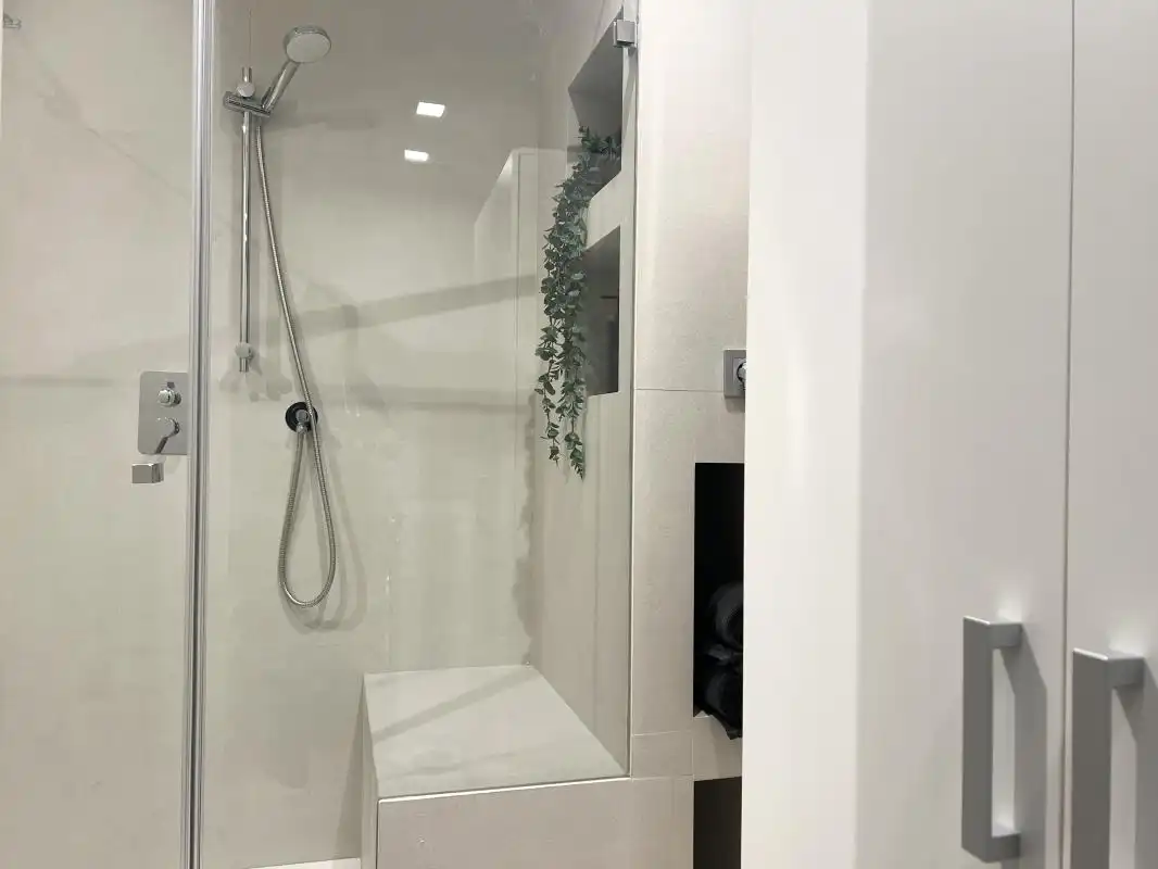 Baño de Planta baja en venta en Madrid con Aire acondicionado y Calefacción
