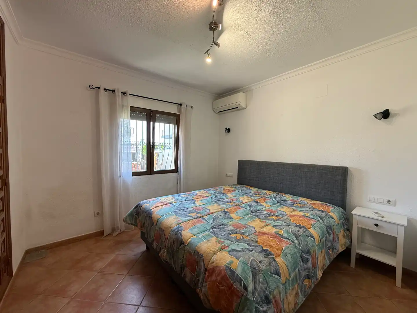 Bedroom of Houses for rent in Dénia  with Air Conditioner, Heating and Private garden