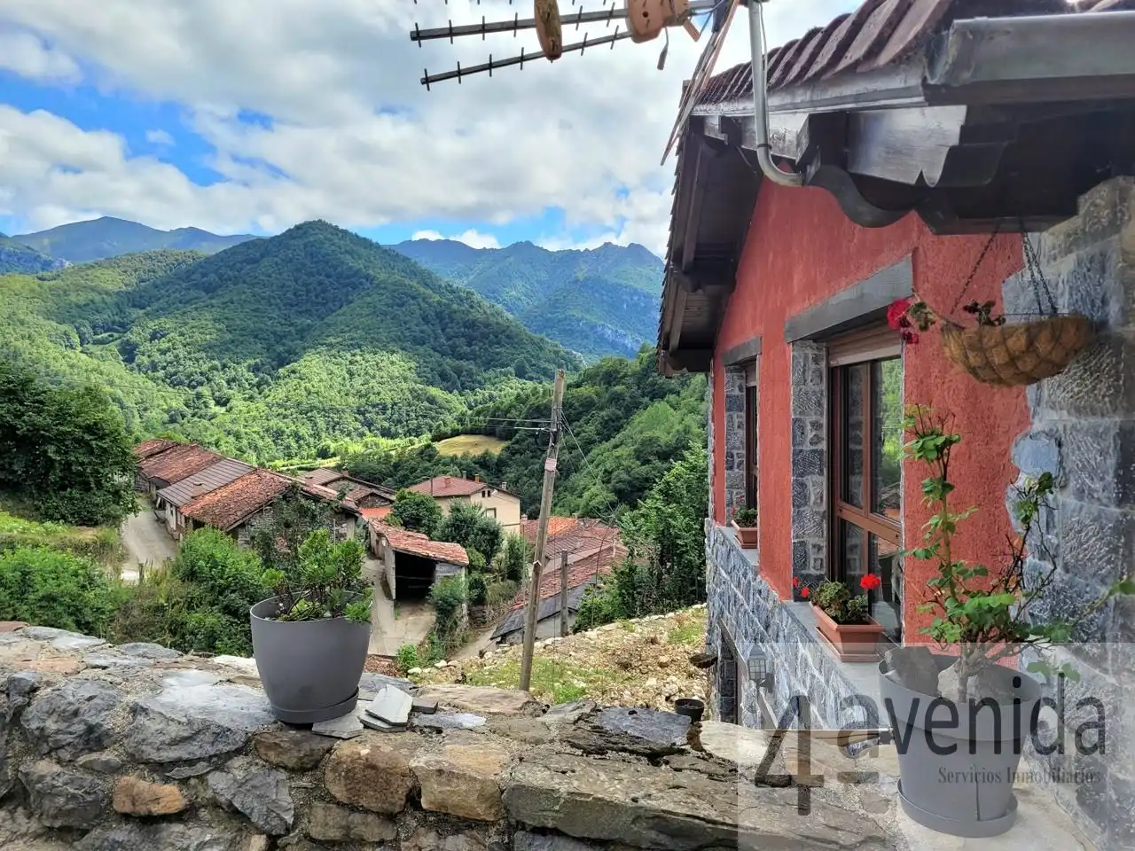 Casa o chalet en venta en caleao, Caso