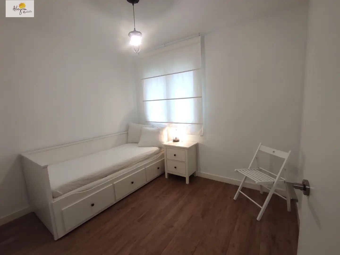 Schlafzimmer von Wohnungen zur Miete in Valencia mit Klimaanlage, Heizung und Terrasse