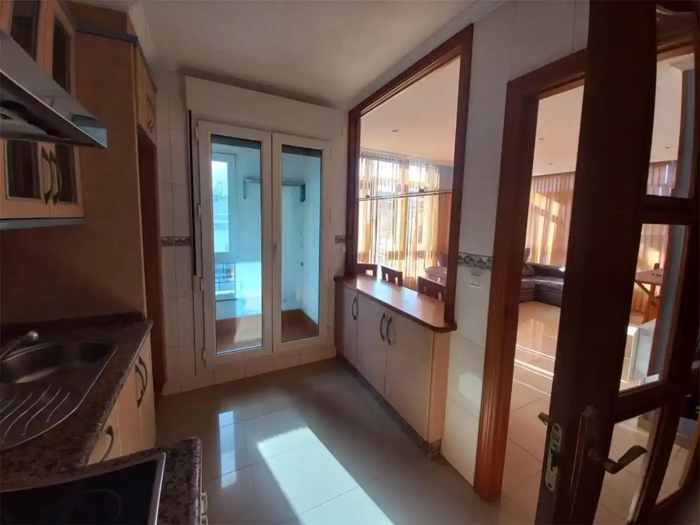 Cuina de Pis en venda en A Illa de Arousa  amb Parquet, Traster i Balcó