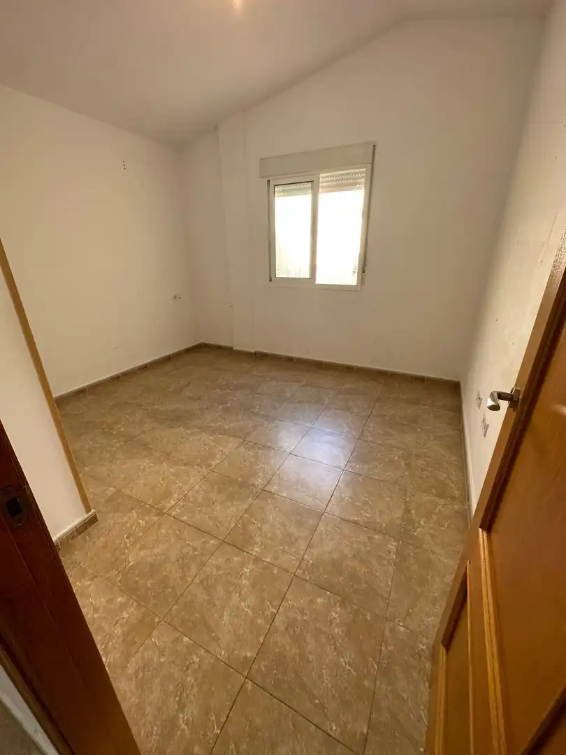 Schlafzimmer von Dachboden zum Verkauf in Murcia mit Klimaanlage, Terrasse und Abstellraum