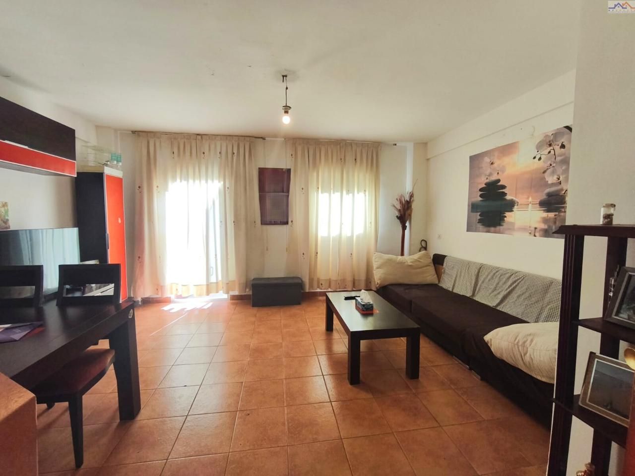 Living room of House or chalet for sale in  Madrid Capital  with Terrace