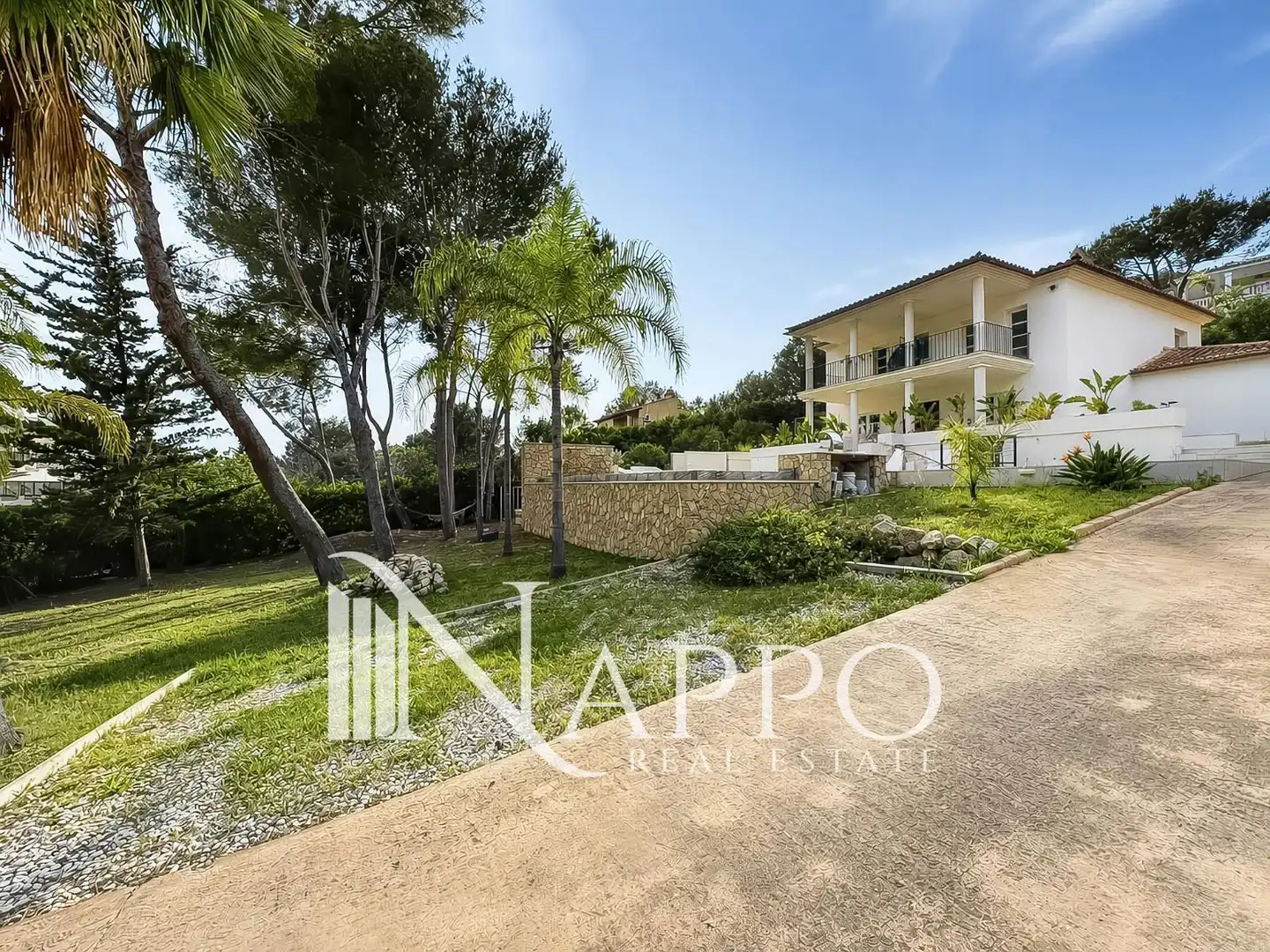 Vista exterior de Casa o xalet de lloguer en Calvià amb Aire condicionat, Calefacció i Terrassa