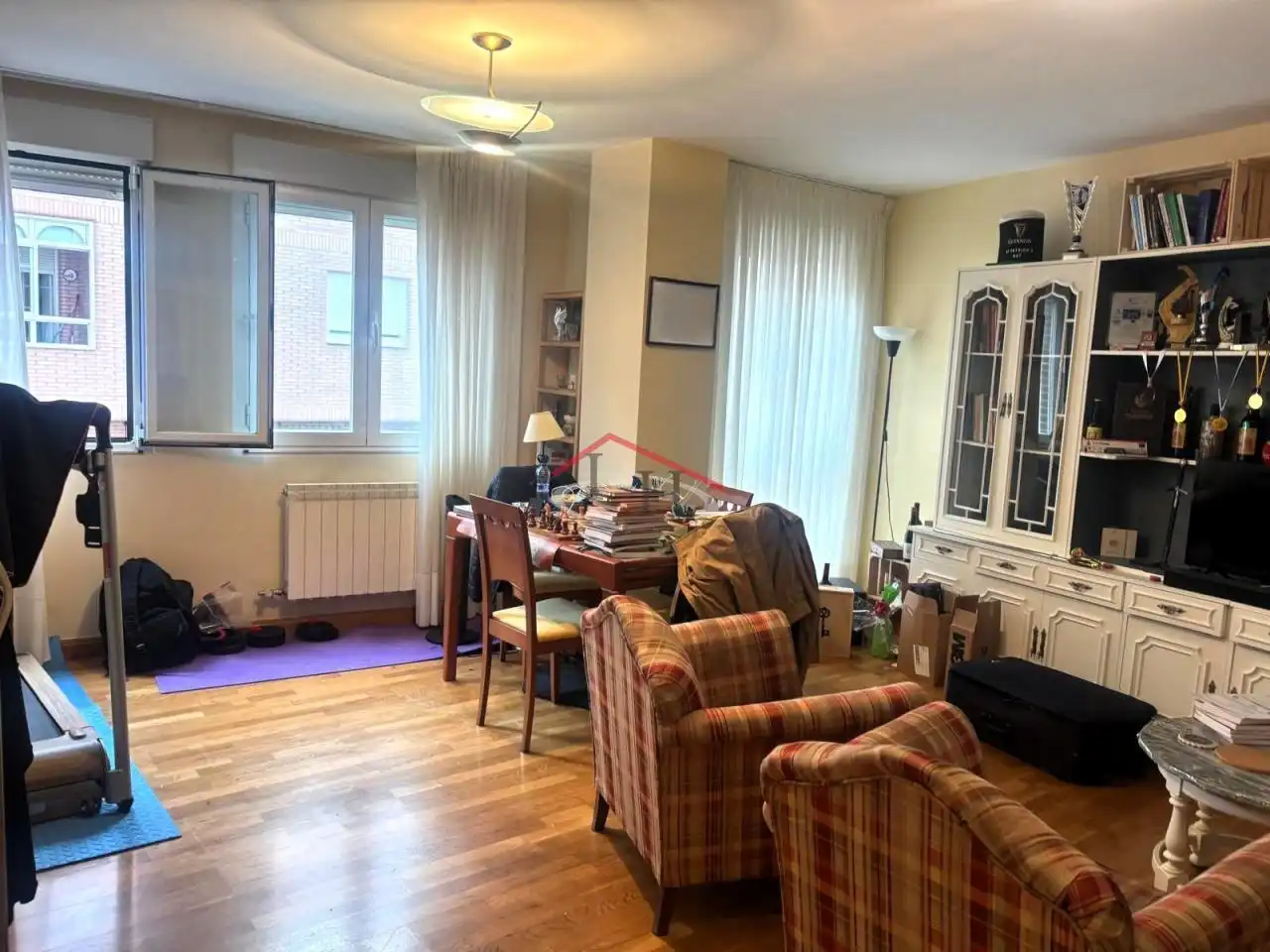 Sala de estar de Apartamento en venta en León Capital  con Calefacción, Parquet y Terraza