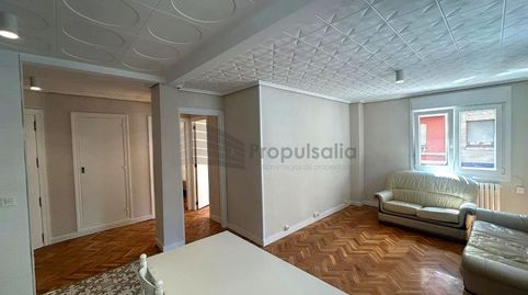 Foto 3 de Piso de alquiler en De Sevilla, Ruiseñores, Zaragoza Capital
