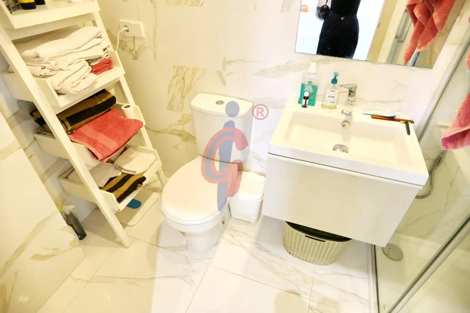 Baño de Apartamento en venta en La Marina