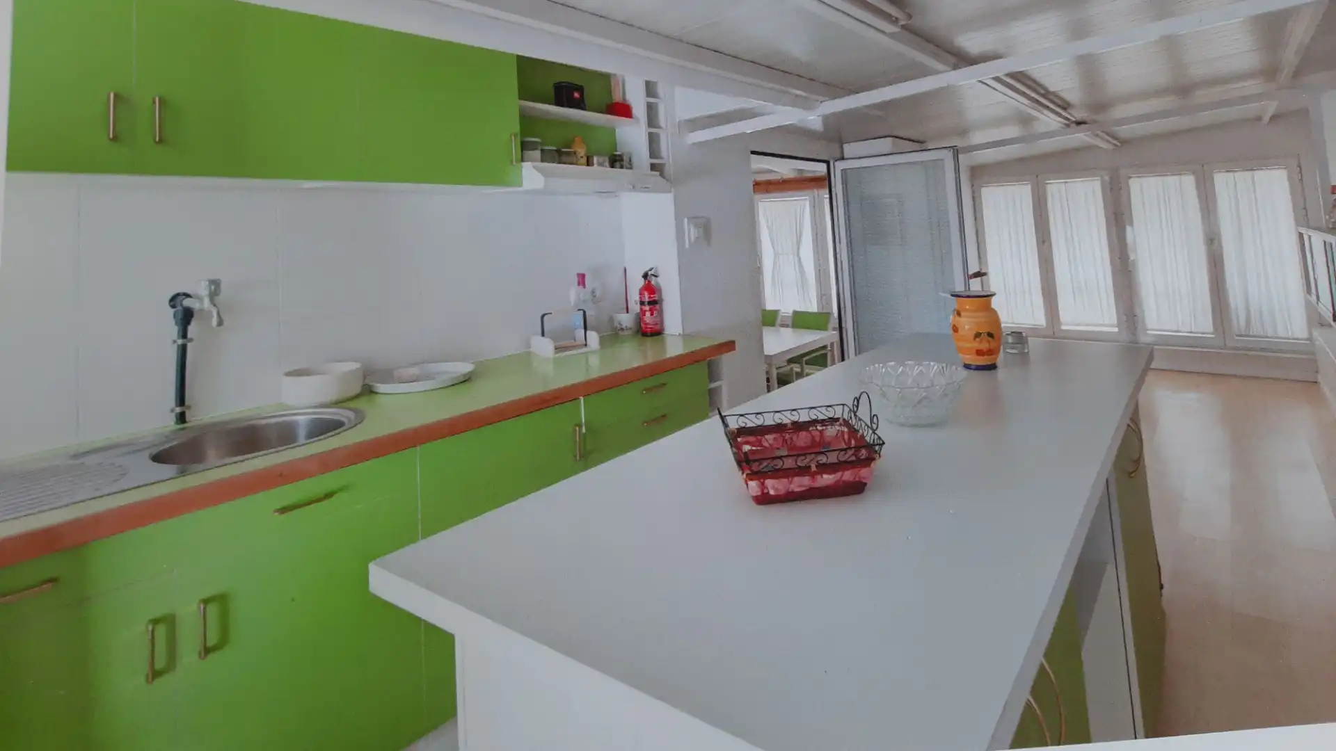 Cocina de Casa adosada en venta en Lucena con Aire acondicionado, Calefacción y Jardín privado