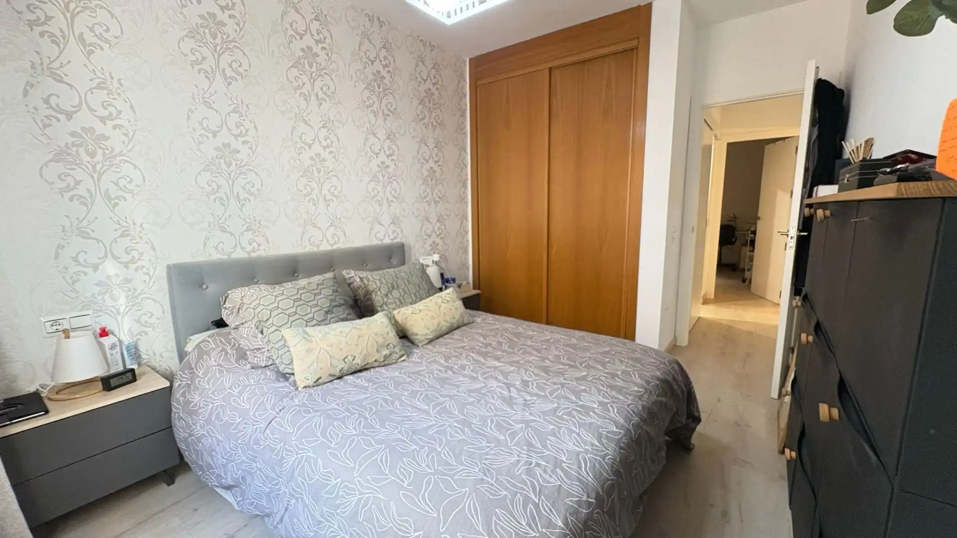 Habitación de Piso en venta en Torremolinos con Aire acondicionado, Balcón y Piscina comunitaria