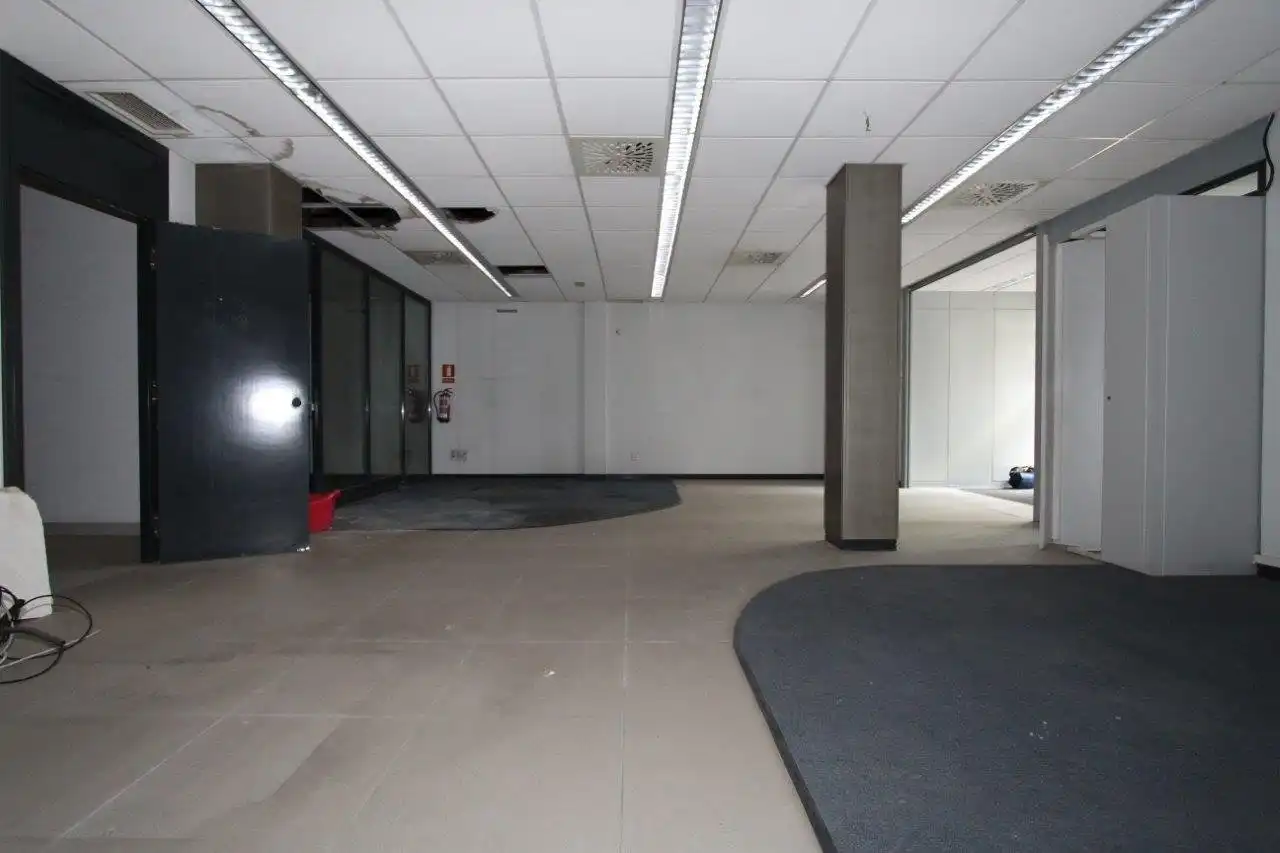 Local comercial en venda a Molins de Rei, imagen 3