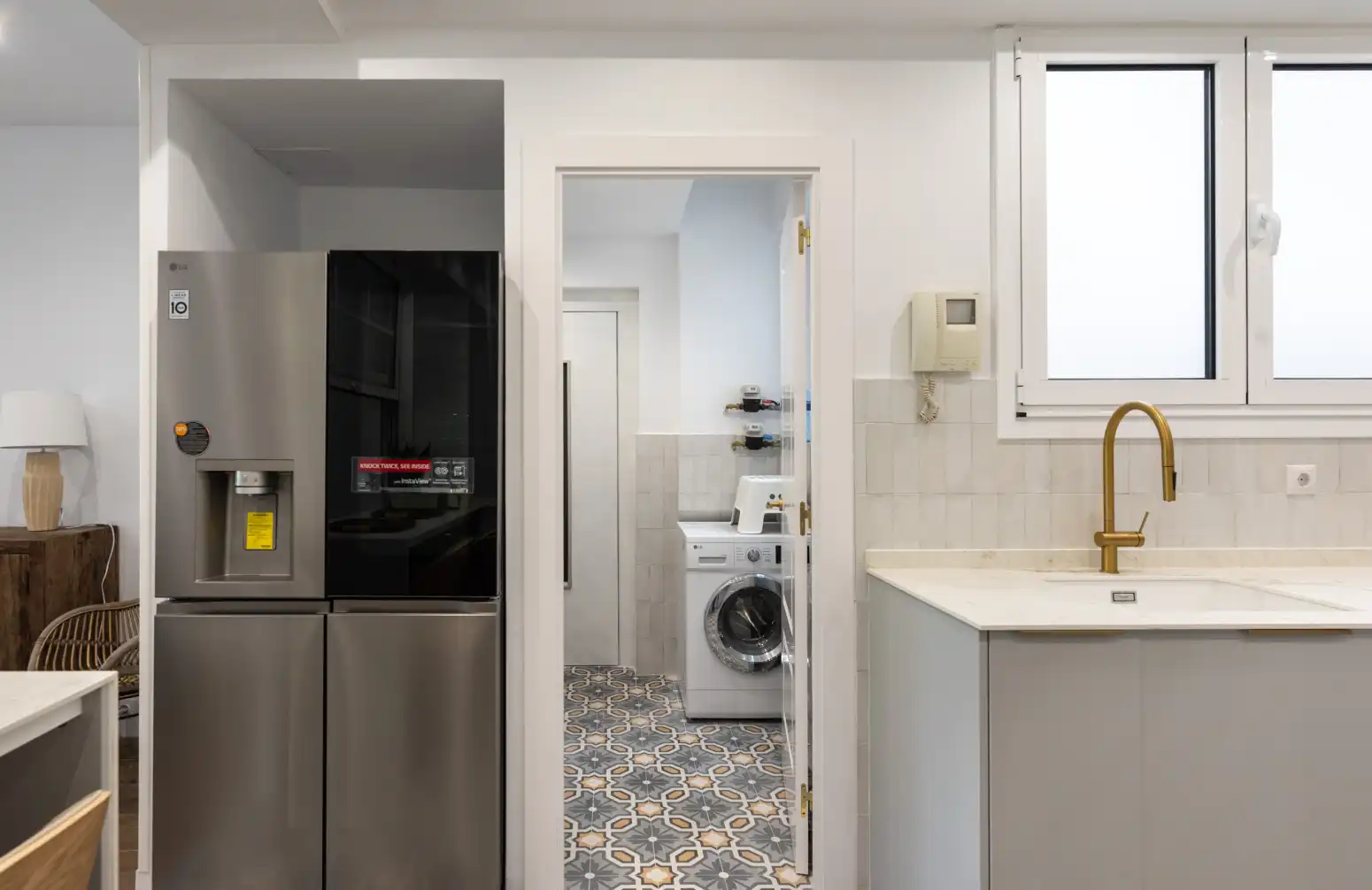 Kitchen of Flat for rent in Oviedo   with Heating and Terrace