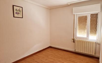 Bedroom of Flat for sale in Palencia Capital