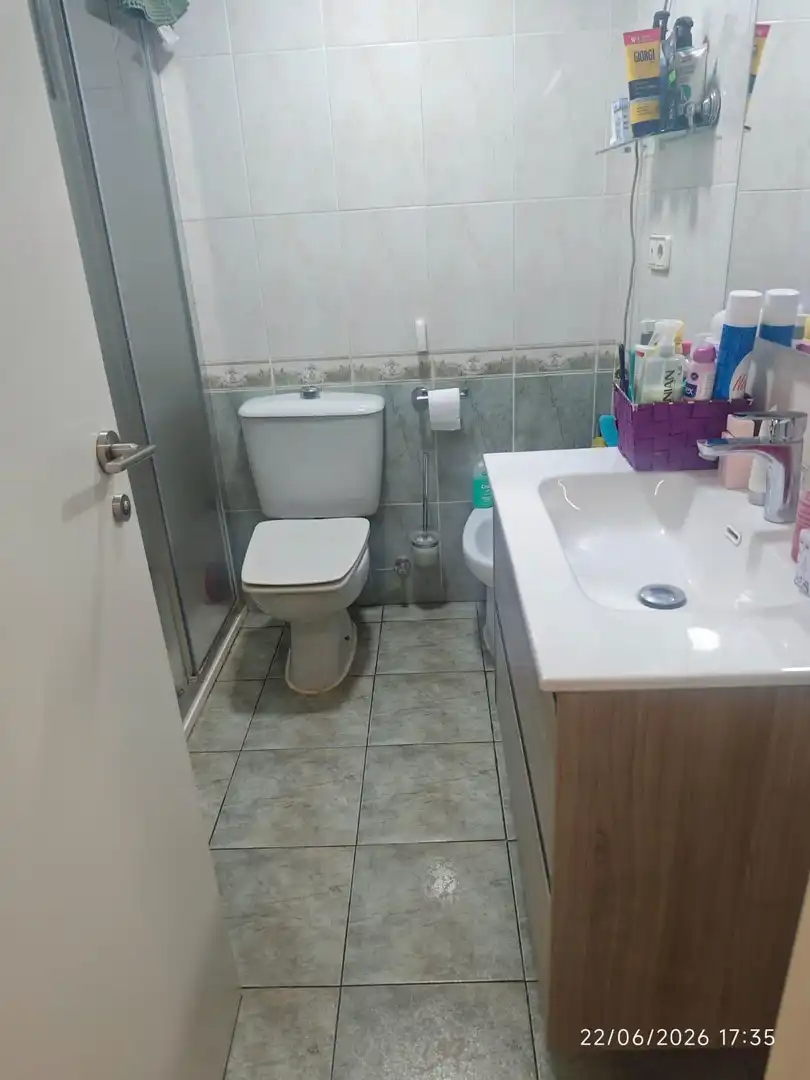 Bathroom of Flat for sale in Valencia  with Air Conditioner and Parquet flooring