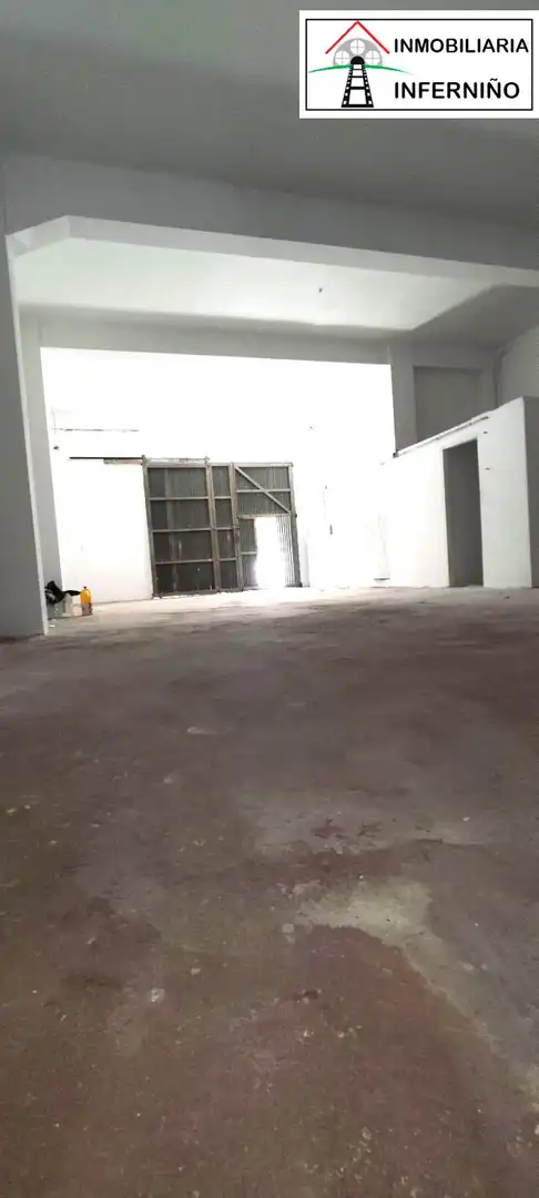 Local comercial en venta en Porta Nova, imagen 6