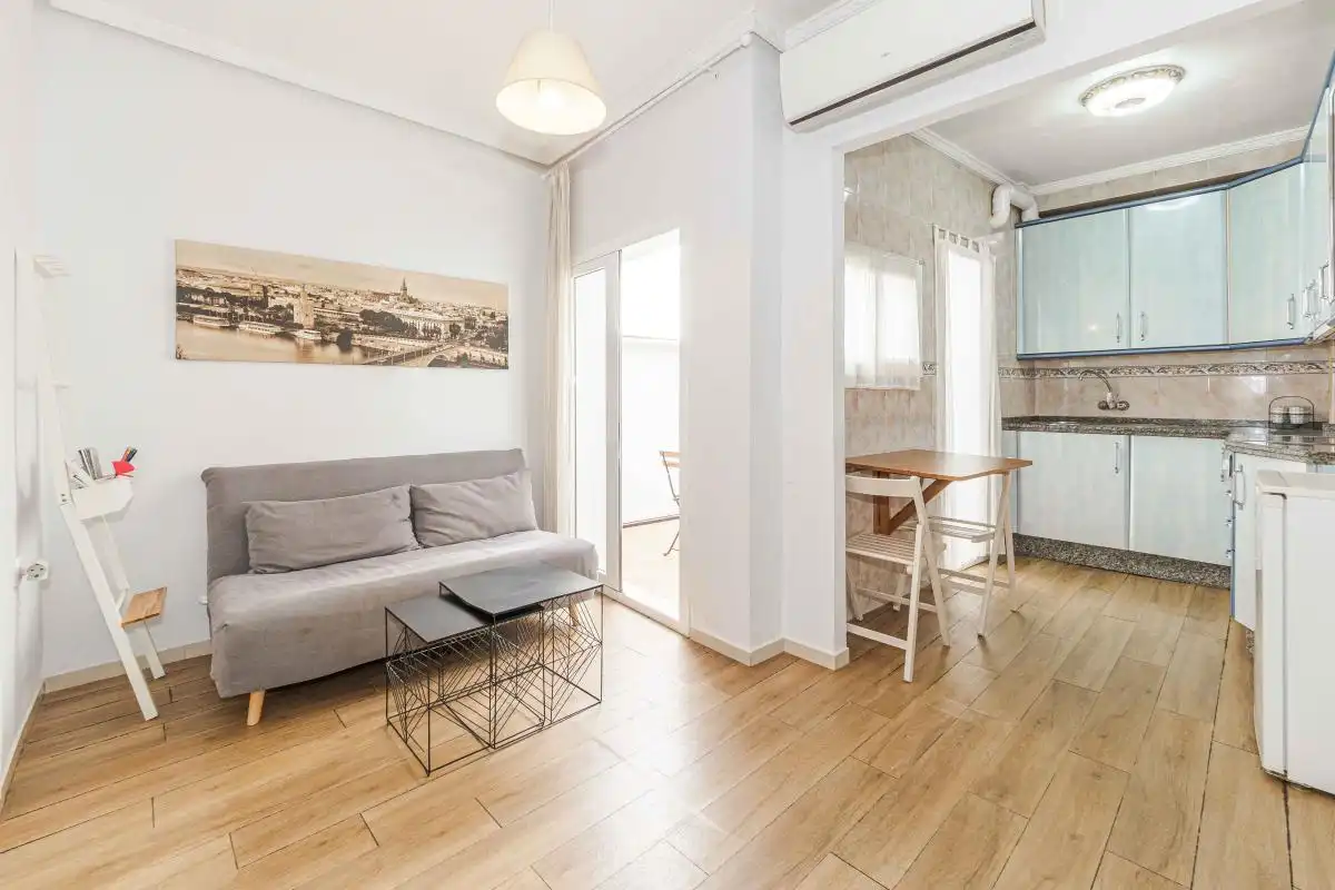 Sala de estar de Piso en venta en  Sevilla Capital con Aire acondicionado, Calefacción y Terraza