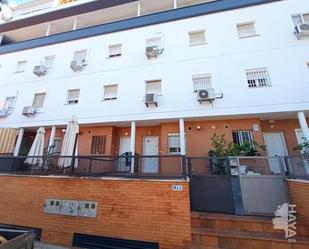 Exterior view of Flat for sale in  Sevilla Capital