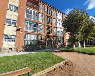 Exterior view of Flat for sale in Salamanca Capital