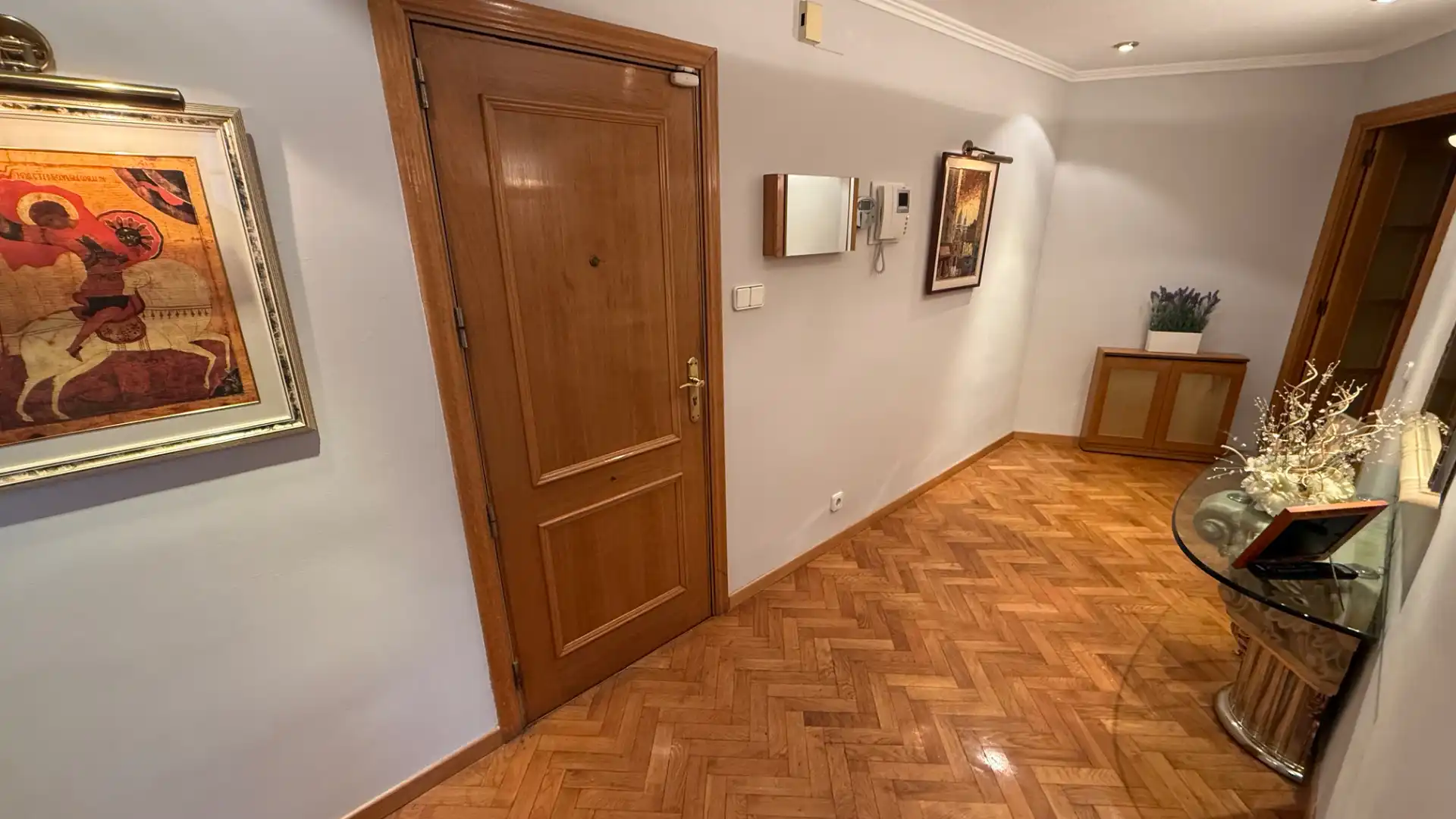 Flat for sale in Barcelona  with Air Conditioner, Heating and Parquet flooring