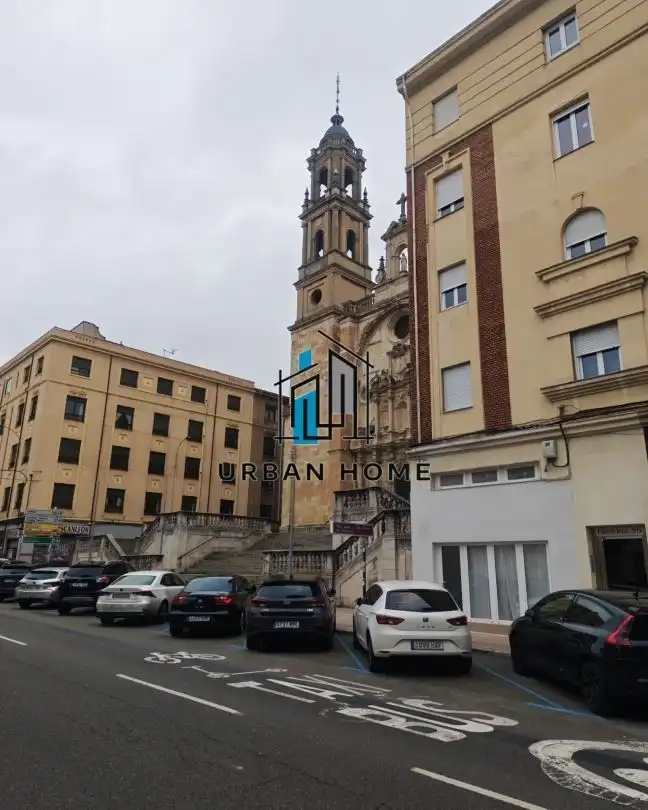 Business premises to rent in Avenida del Padre Isla, imagen 35