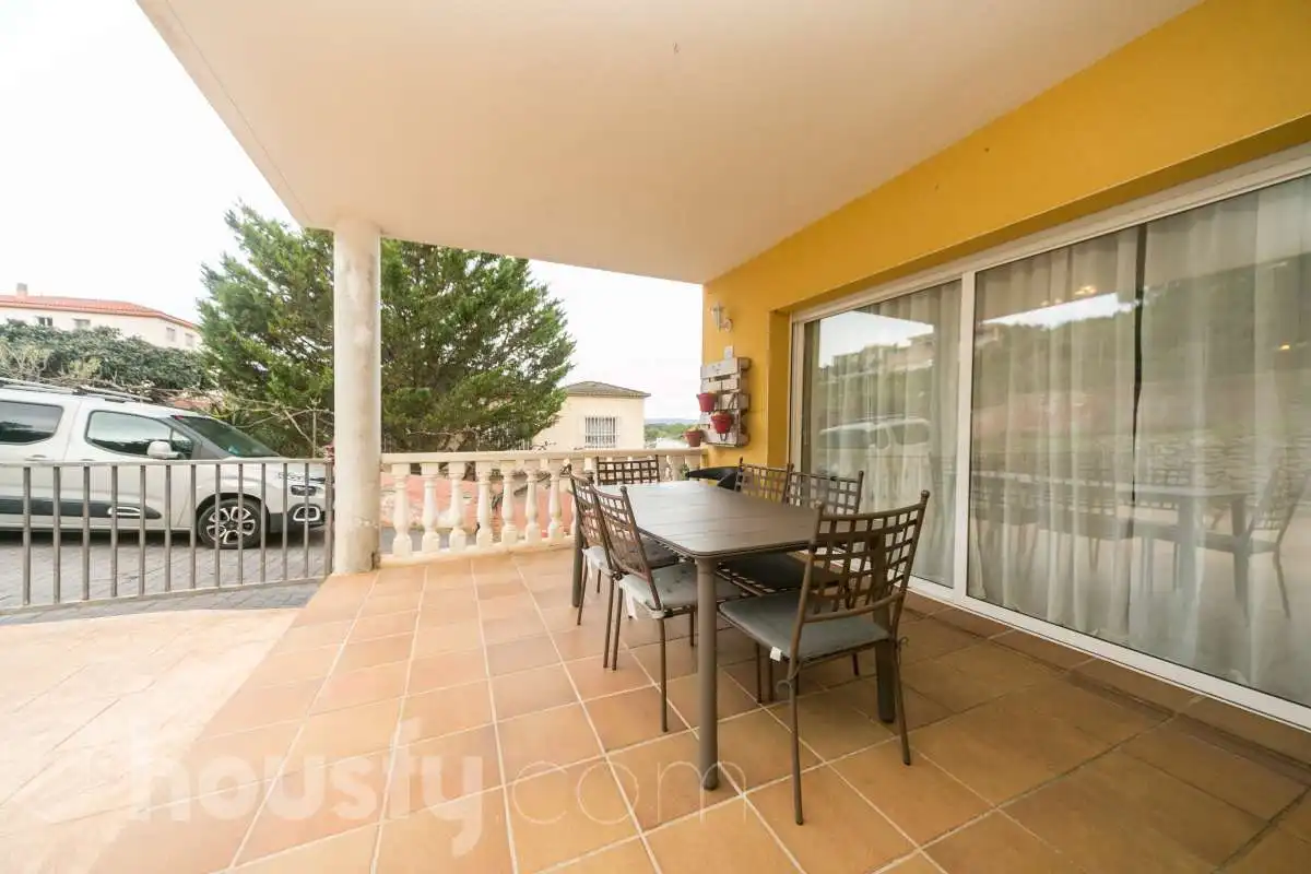 Casa o xalet en venda a Carrer de la Figuera, Olèrdola
