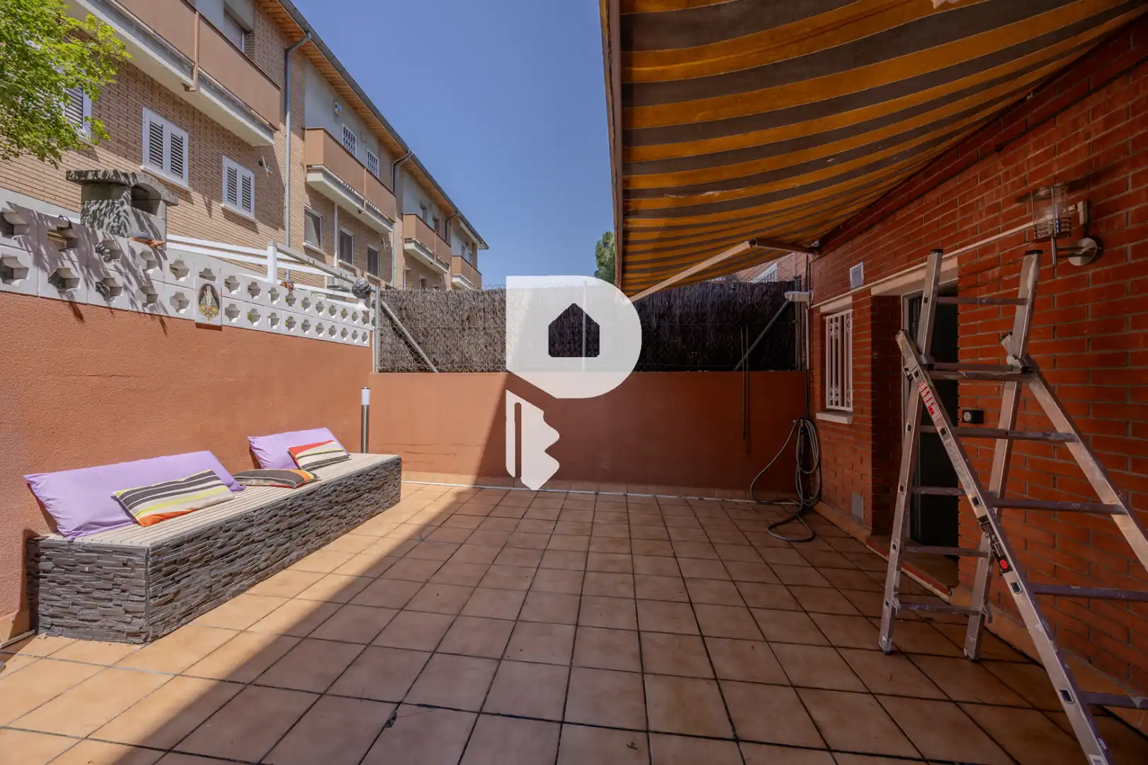 Terraza de Casa adosada en venta en Sant Vicenç Dels Horts con Aire acondicionado, Calefacción y Terraza