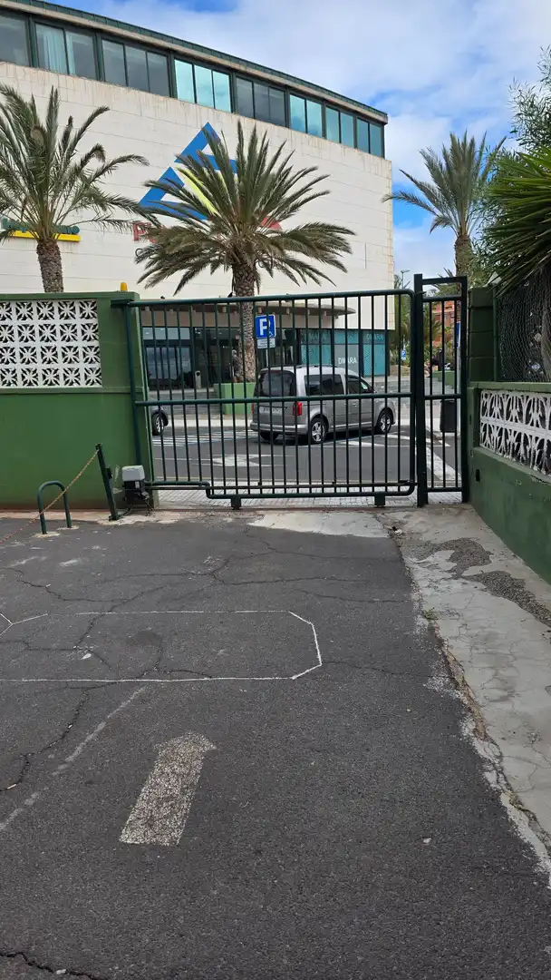Einzelparkplatz zum Verkauf in Calle Mencey Pelinor, imagen 9