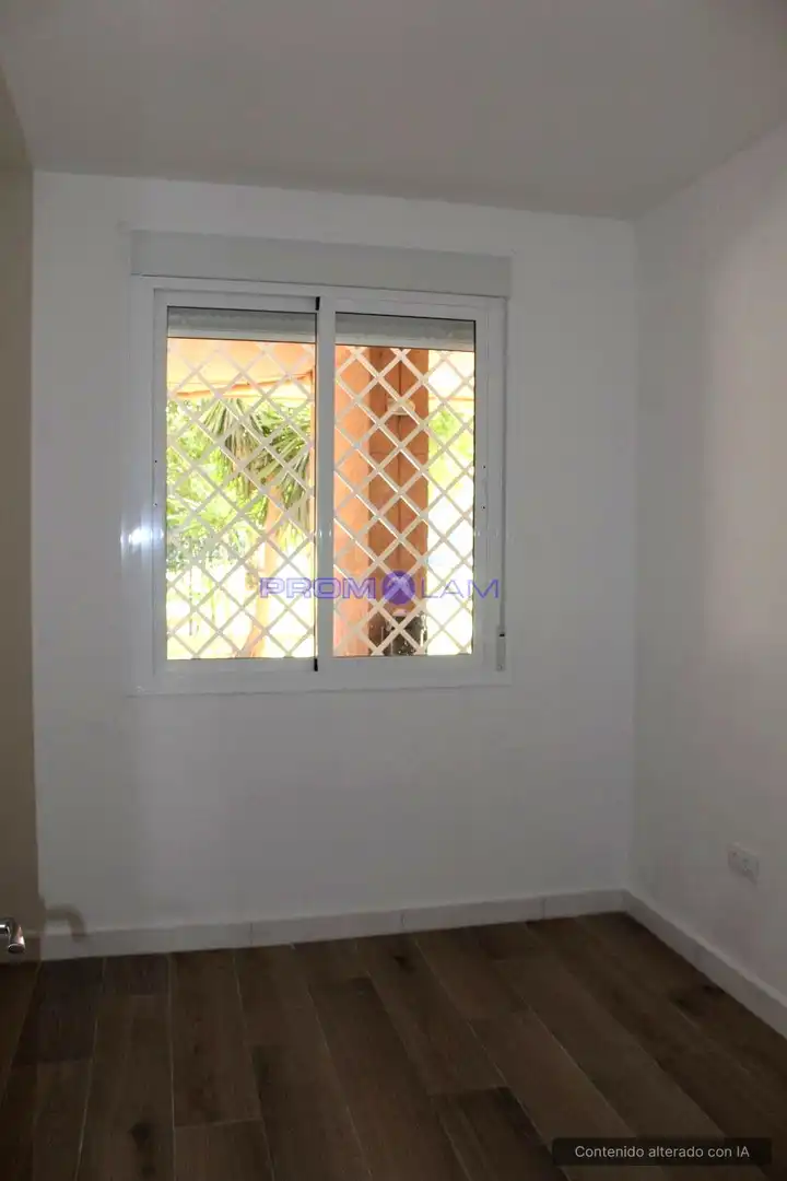 Bedroom of Ground floor for sale in Sevilla