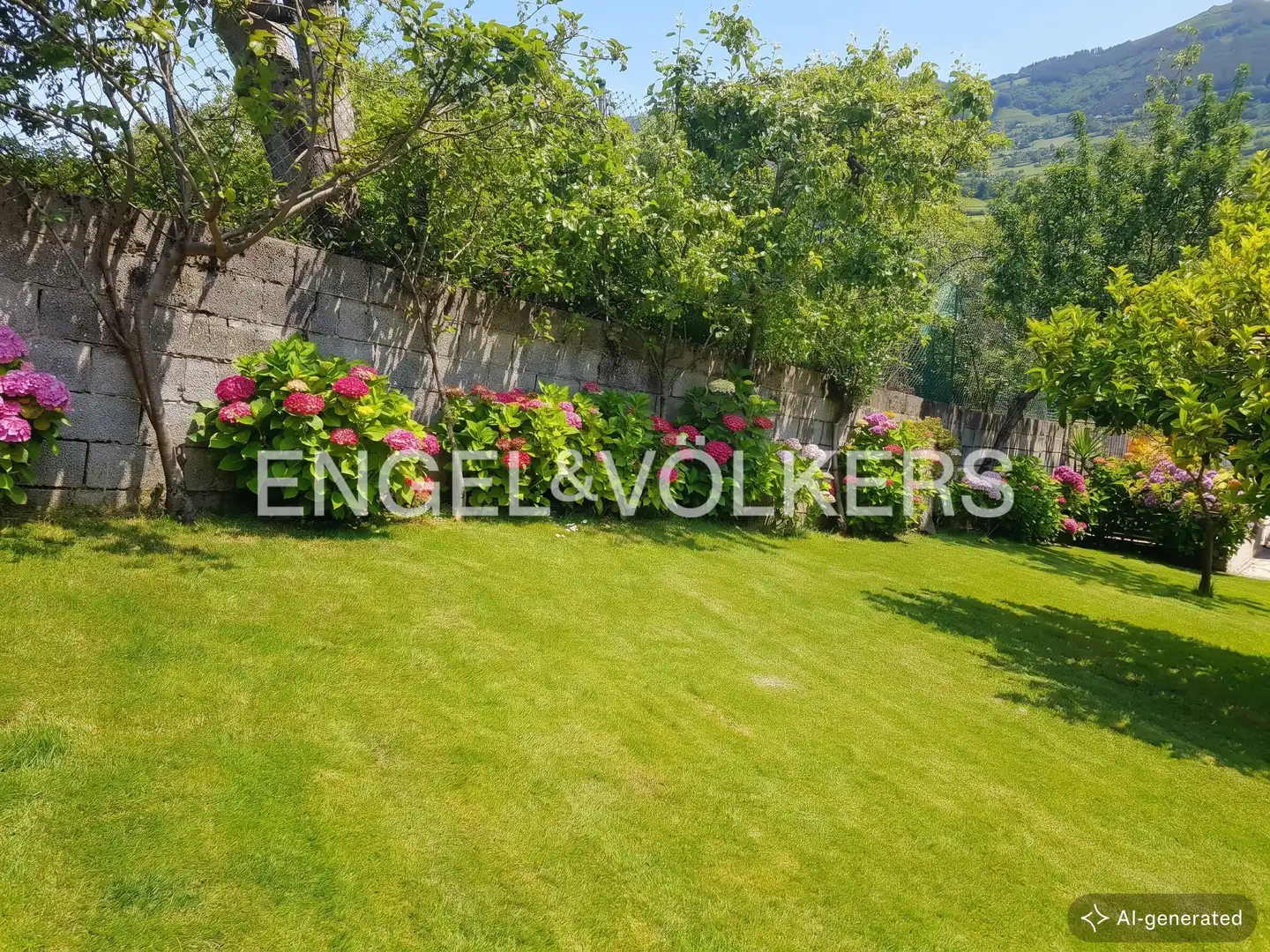 Casa o xalet en venda en Oviedo  amb Calefacció, Jardí privat i Terrassa