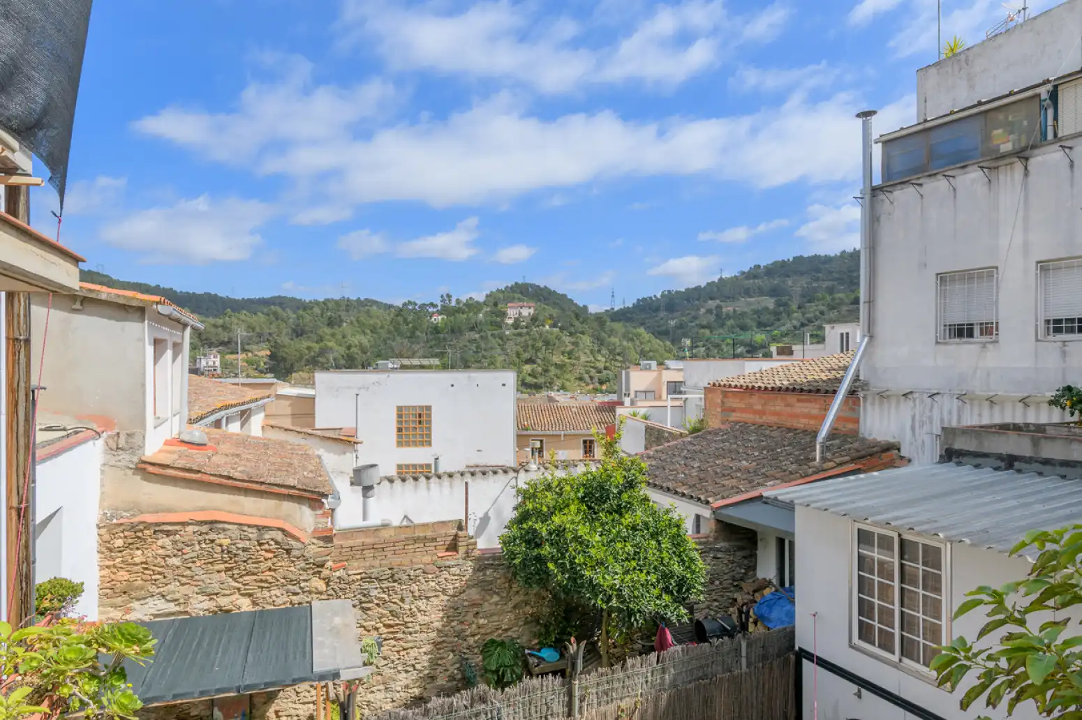 Exterior view of Houses for sale in Sant Climent de Llobregat  with Terrace