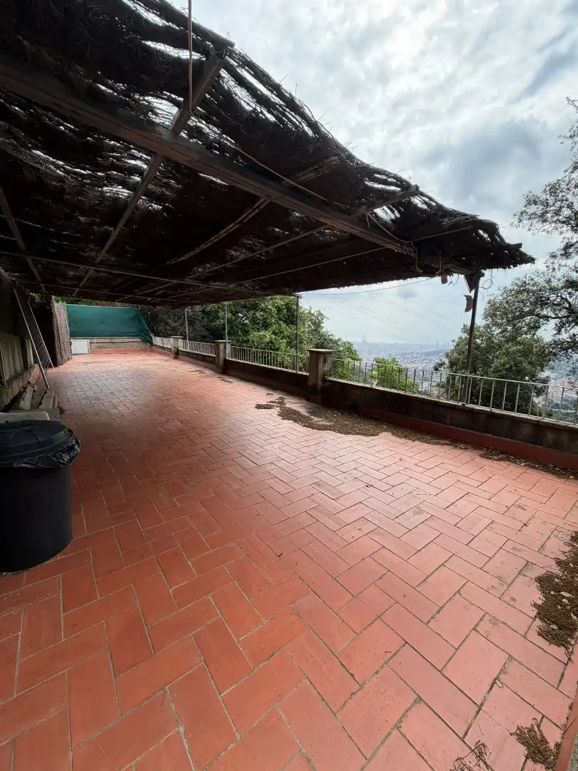 Terraza de Casa o chalet en venta en Barcelona con Jardín privado, Terraza y Piscina
