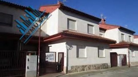 Foto 2 von Haus oder Chalet zum Verkauf in Calle Mirasierra, Lucillos, Toledo