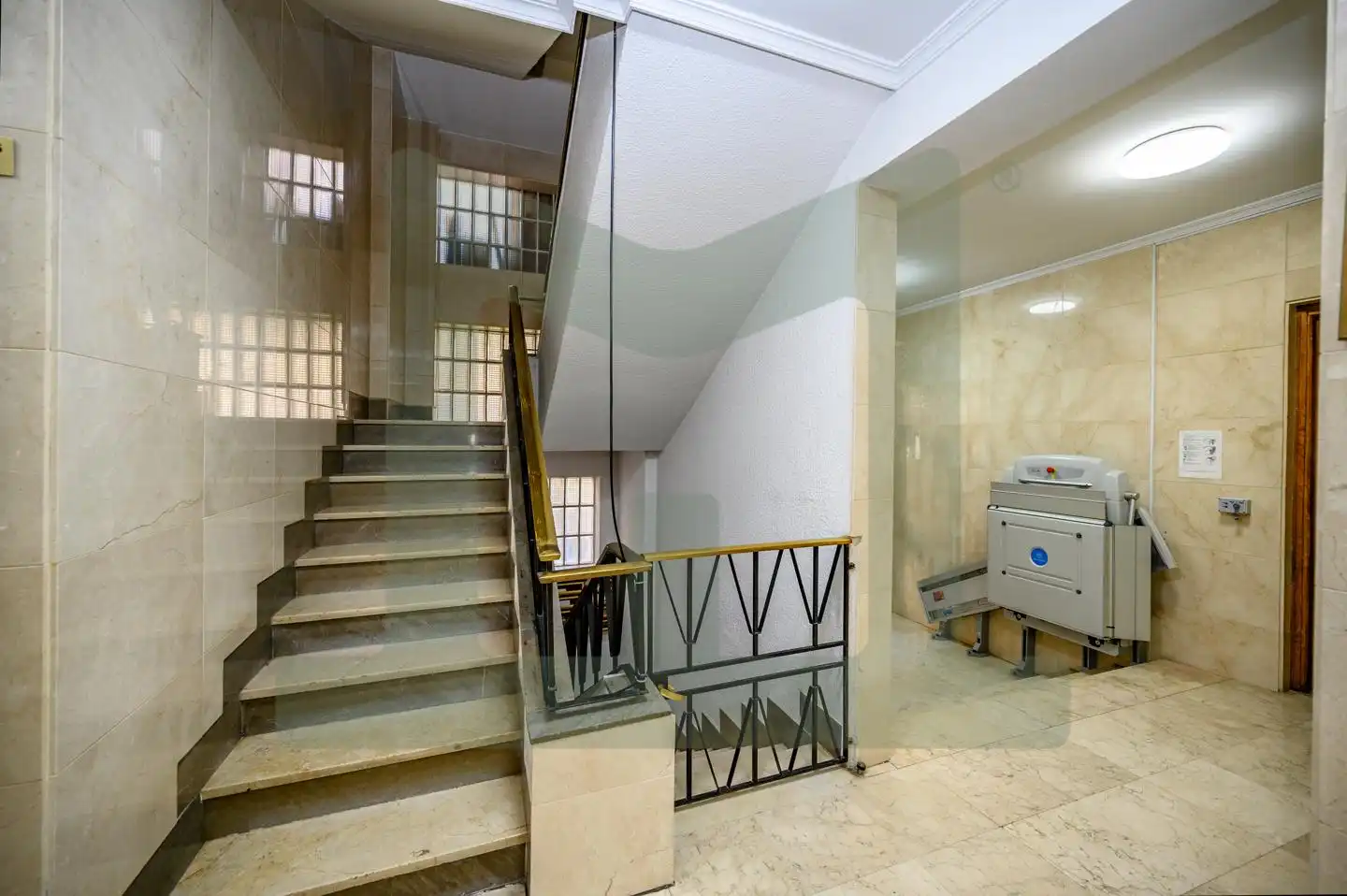 Piso en venta en Madrid con Calefacción, Parquet y Amueblado