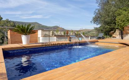 Swimming pool of House or chalet for sale in Torrelles de Llobregat  with Air Conditioner and Swimming Pool
