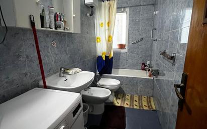 Bathroom of Flat for sale in Gijón 