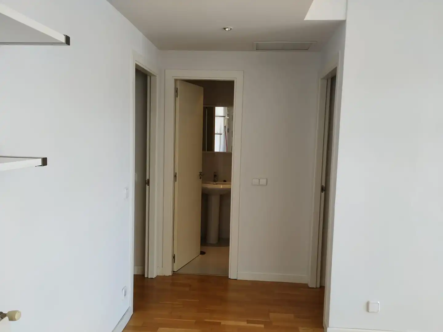 Flat for sale in Madrid  with Air Conditioner, Heating and Storage room