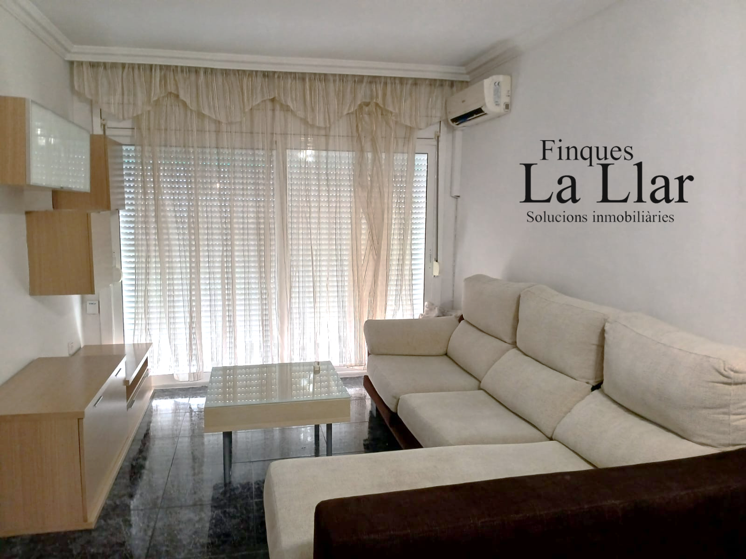 Living room of Flat for sale in Sant Boi de Llobregat  with Air Conditioner