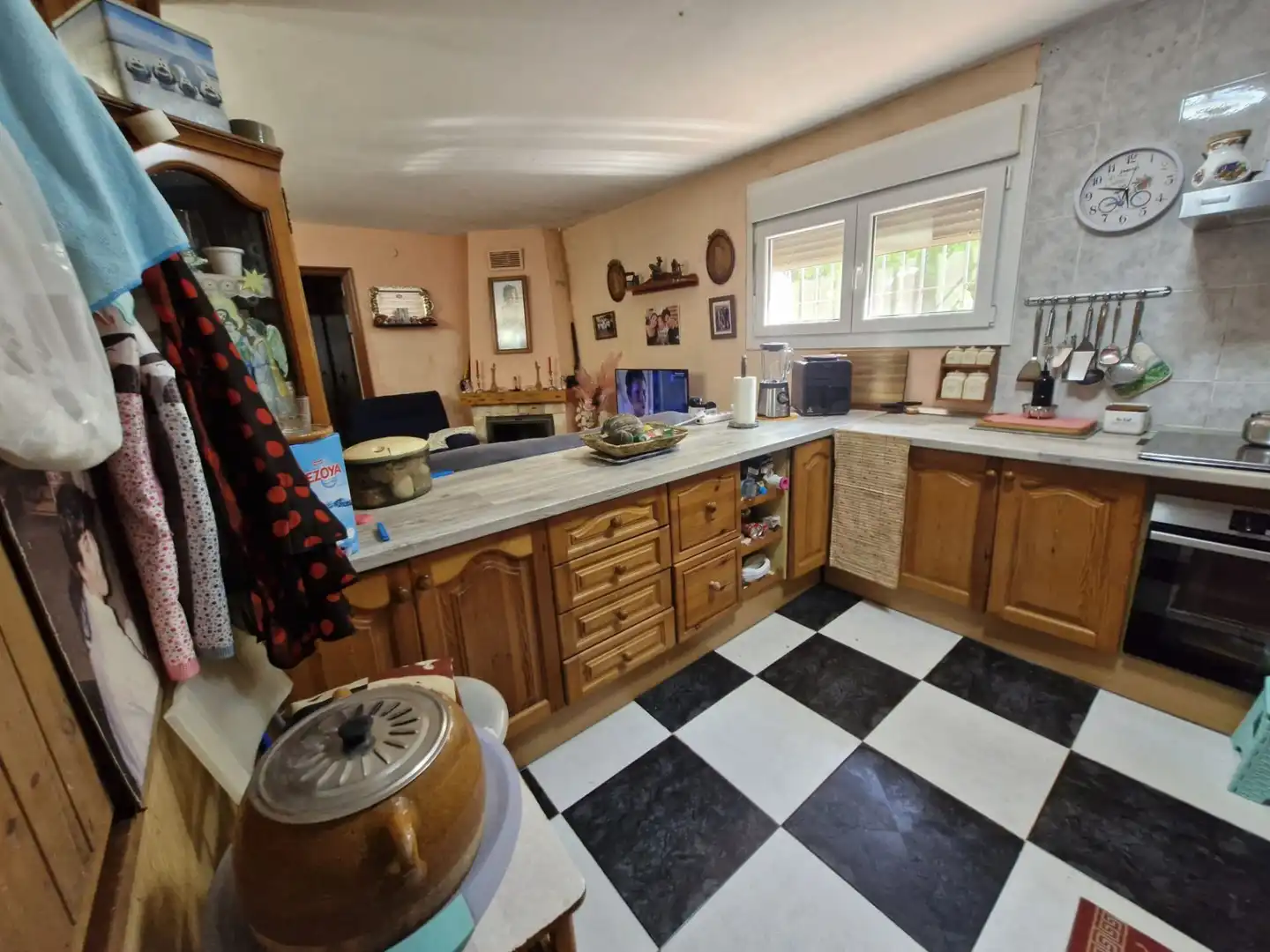 Cocina de Finca rústica en venta en La Línea de la Concepción con Jardín privado y Piscina